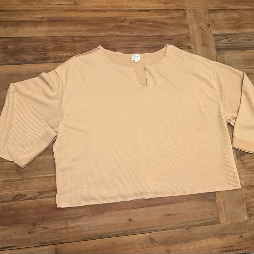 Francesca’s Tan Long Sleeve Top Size L